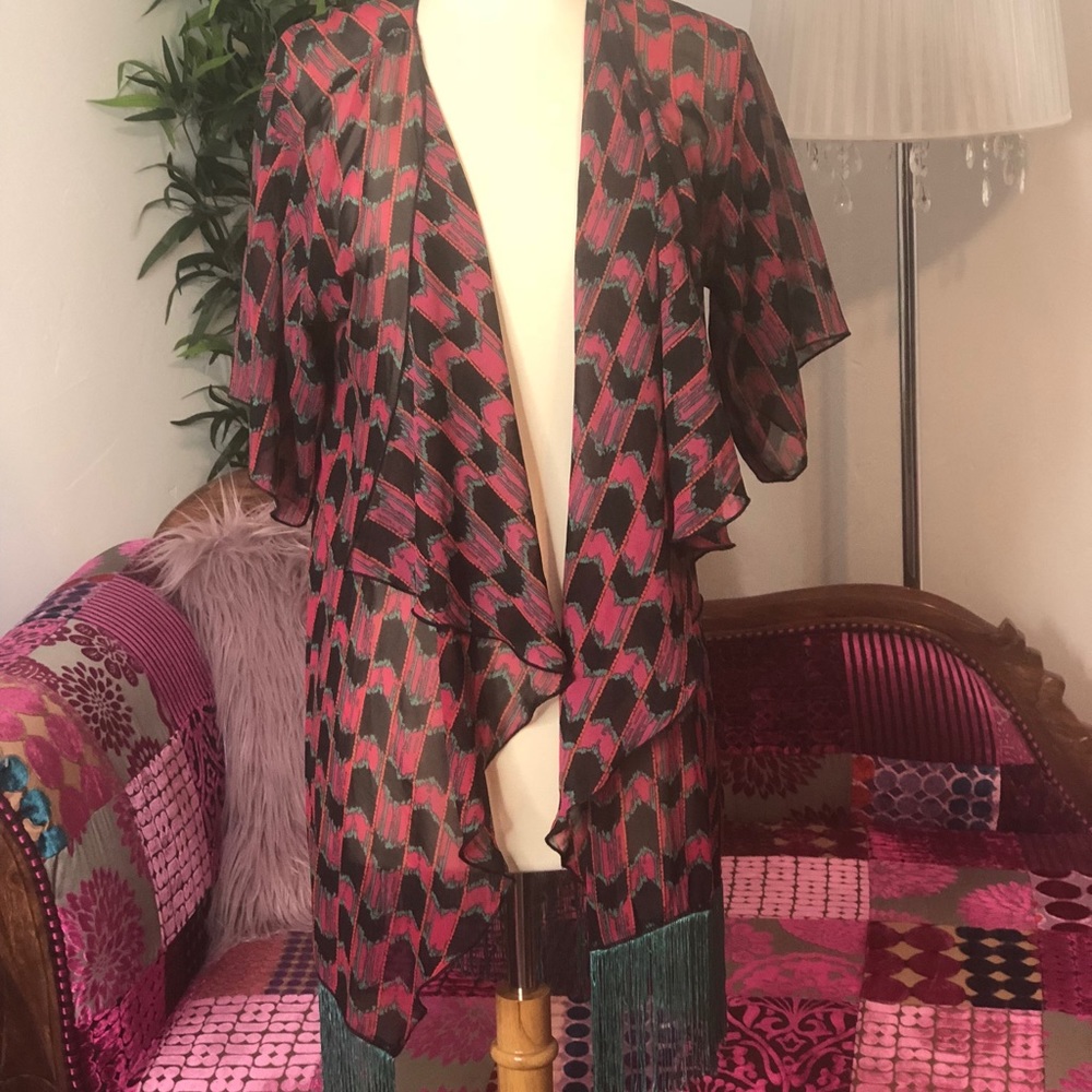LULAROE FRINGED SHAW
